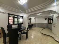 Blk 299 Bukit Batok Street 22 (Bukit Batok), HDB Executive #499348851